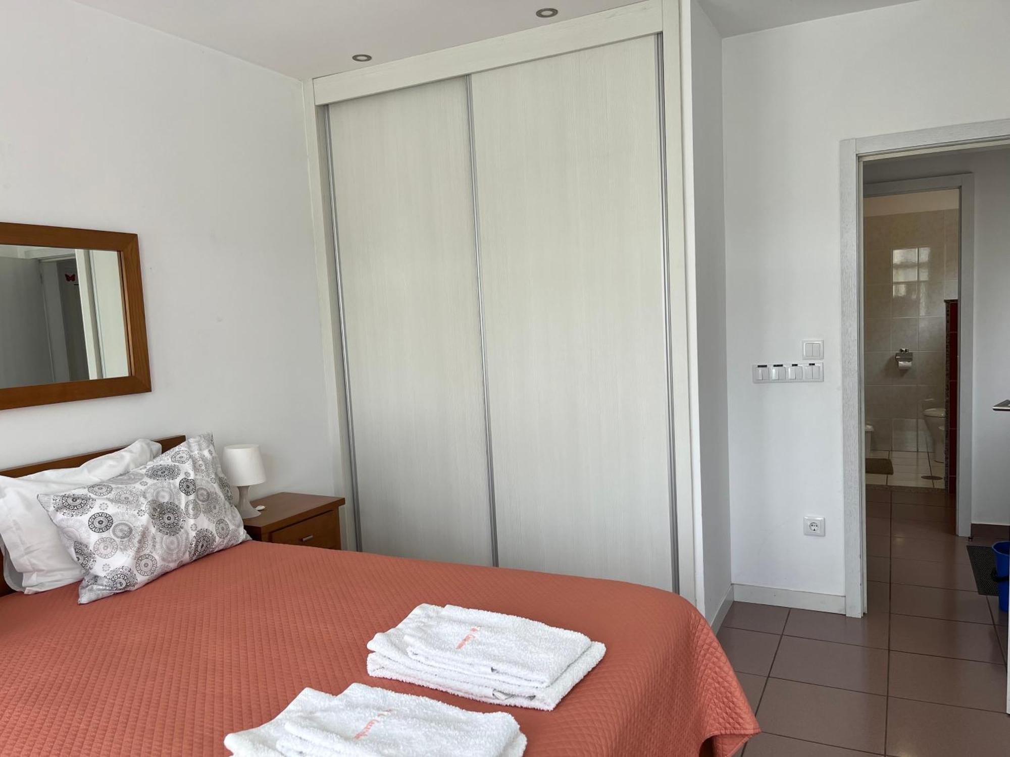 Apartment Casa De Casarelhos - Alojamentos - Geres Cova